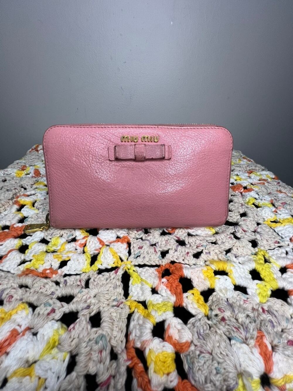 Miu Miu Madras Bicolore Bow Zip Around Wallet Rosa Gemma Pink Authentic